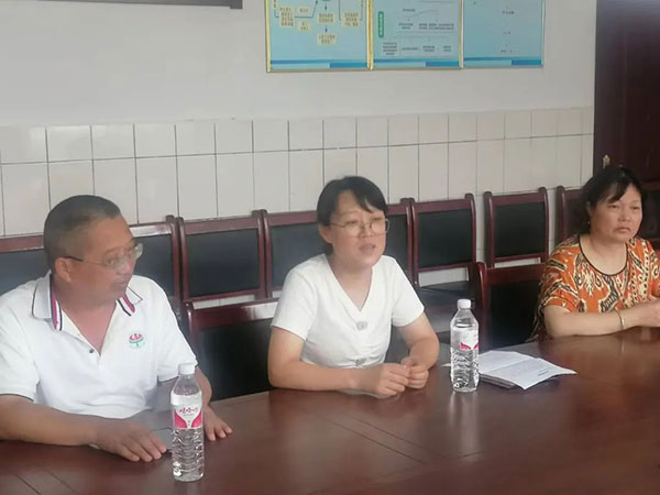 捐资助学惠泽徂徕山麓 心系教育情暖汶河两岸