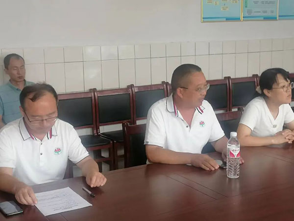 捐资助学惠泽徂徕山麓 心系教育情暖汶河两岸